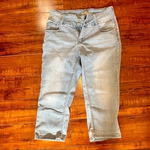 Sandpiper Skinny Capri Jeans